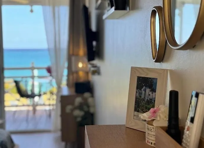 Tikazamour - Bienvenue Chez Vous *